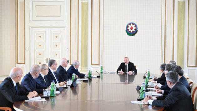 Prezident Bakının su təchizatı ilə bağlı müşavirə keçirdi - FOTO