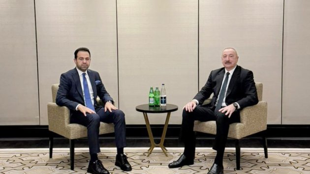 İlham Əliyev Əbu-Dabidə Müsəlman Ağsaqqalları Şurasının baş katibi ilə görüşdü