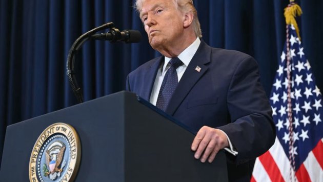 Tramp: &ldquo;İran axmaqcasına bir iş gördü, qonşularına hücum etdi&rdquo;