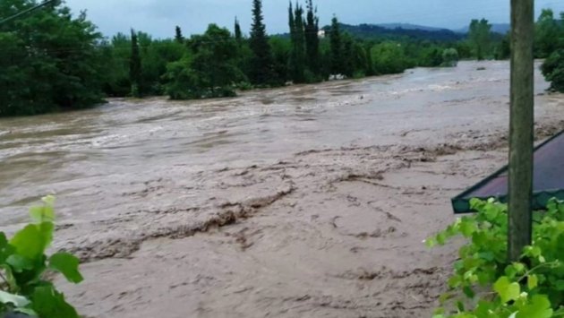 Azərbaycanın bəzi çaylarında sululuq artır: SEL TƏHLÜKƏSİ - VİDEO