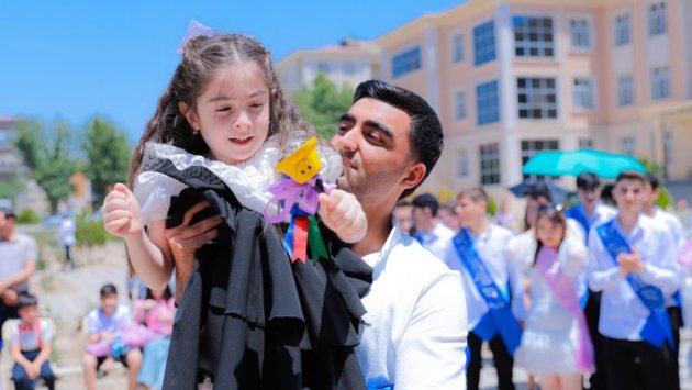 "Son zəng"lə bağlı TƏLİMAT: Yalnız bu şəxslər iştirak edə bilər