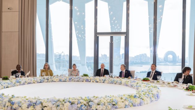Prezident onların şərəfinə rəsmi ziyafət verdi - FOTOLAR