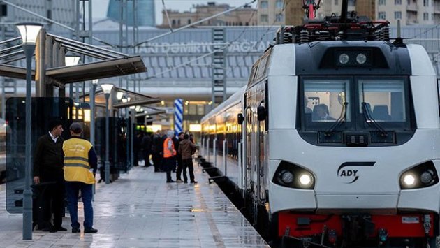 Bakı-Tbilisi qatarında plaskart vaqonlar olmayacaq
