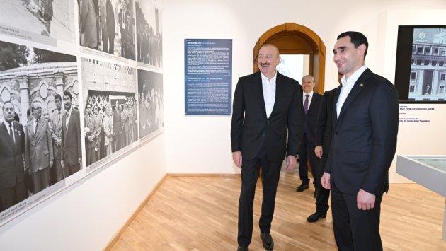 Dövlət başçıları &ldquo;Heydər Əliyev və Qarabağ&rdquo; sərgisində - FOTO