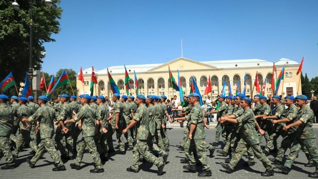 Sabah Bakıda 5 istiqamətdə hərbçilərin yürüşü olacaq &ndash; SİYAHI