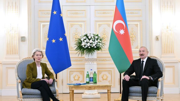 Prezident İlham Əliyev Ursula Fon der Lyayen ilə təkbətək görüşdü - FOTO