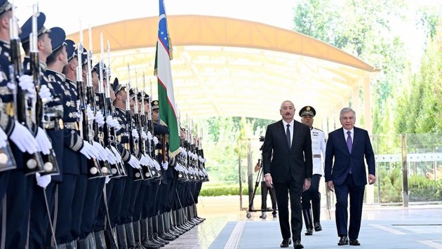 Prezidentin Özbəkistana iki günlük səfərindən növbəti GÖRÜNTÜLƏR