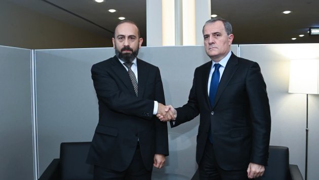 Ceyhun Bayramov Mirzoyanla görüşdü &ndash; Nələr müzakirə olundu? - FOTO