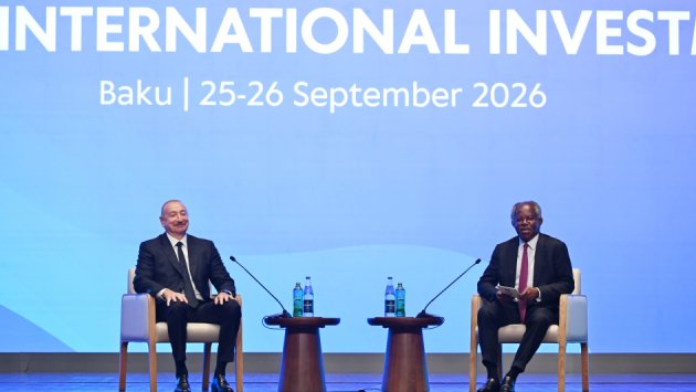Prezident İlham Əliyev II Azərbaycan Beynəlxalq İnvestisiya Forumu çərçivəsində keçirilən tədbirdə iştirak edir - FOTO - CANLI