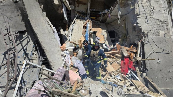 Klitoris fotosurati bilan katta vagina