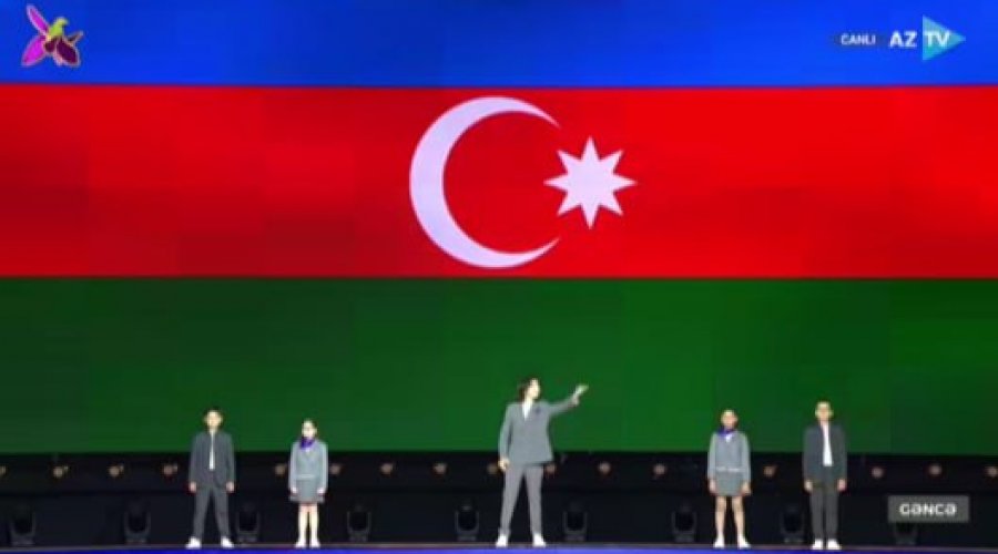 Himnimizi yeni formatda ifa etdilər - VİDEO
