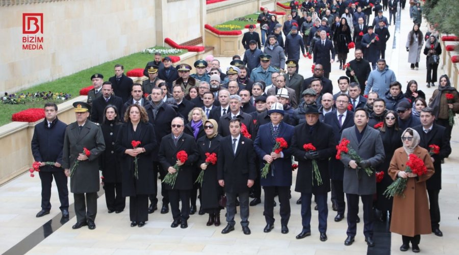 Unudulmayan TARİX &ndash; Şəhidlər Xiyabanı BU GÜN &ndash; VİDEOREPORTAJ