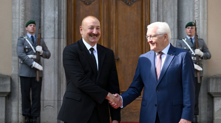 İlham Əliyevin Almaniyaya səfərindən VİDEOÇARX